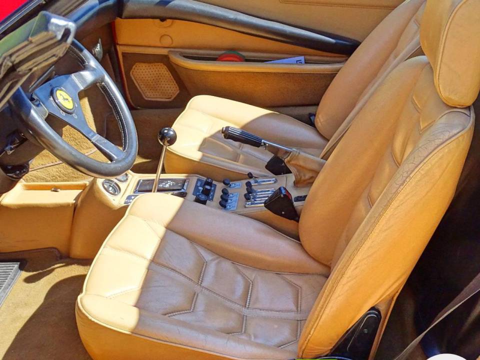 Image 10/10 of Ferrari 308 GTSi Quattrovalvole (1984)
