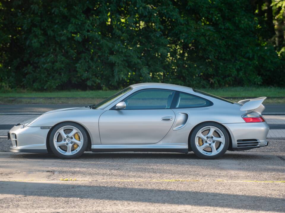 Bild 7/37 von Porsche 911 GT2 (2003)