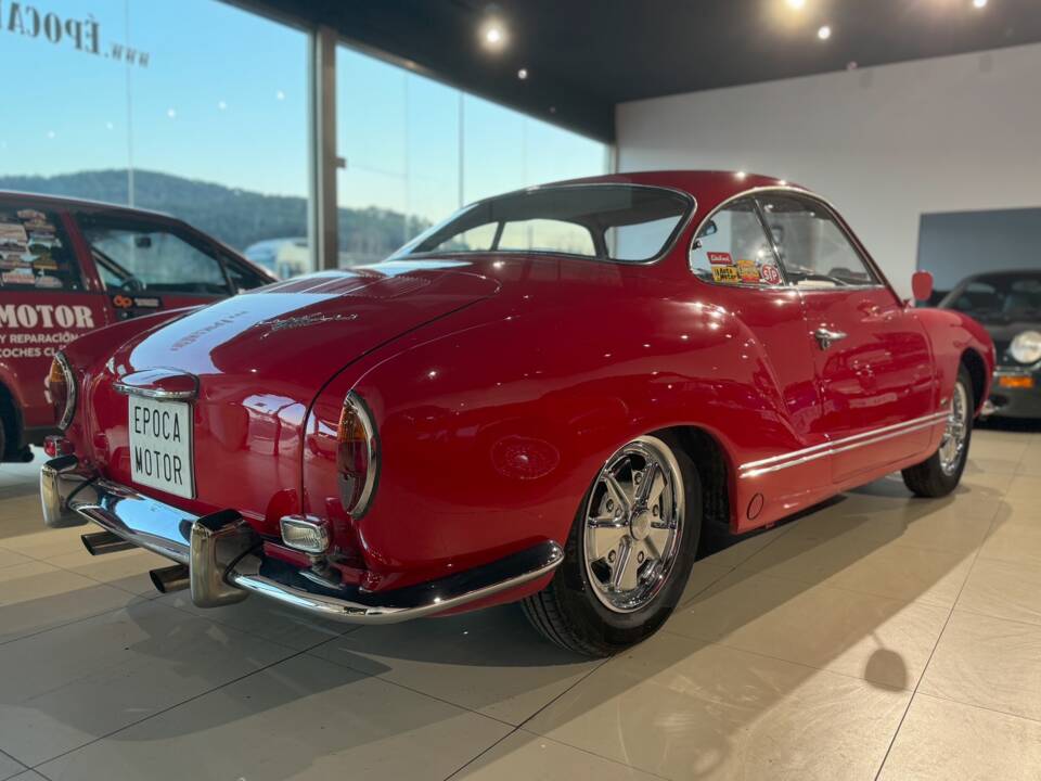 Image 13/29 de Volkswagen Karmann Ghia 1200 (1965)