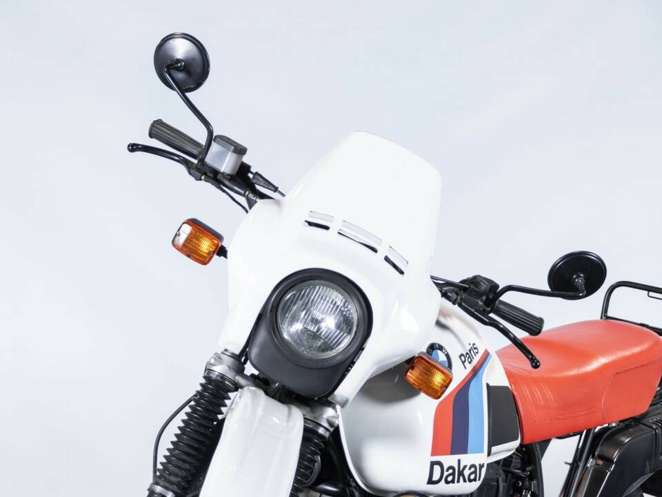 Image 22/50 de BMW DUMMY (1985)