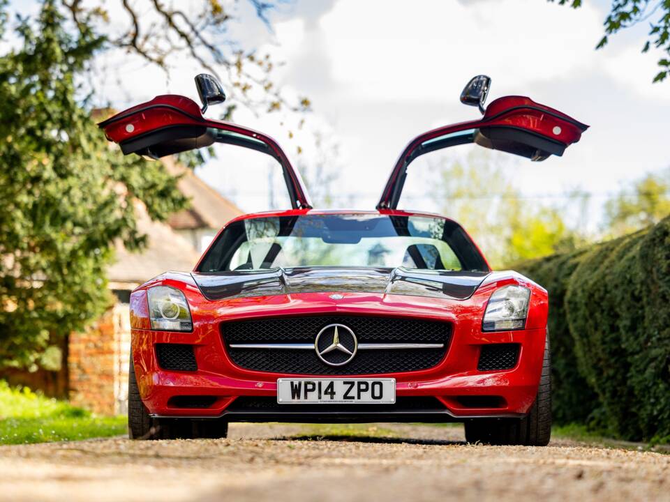 Image 6/50 of Mercedes-Benz SLS AMG GT &quot;Final Edition&quot; (2014)