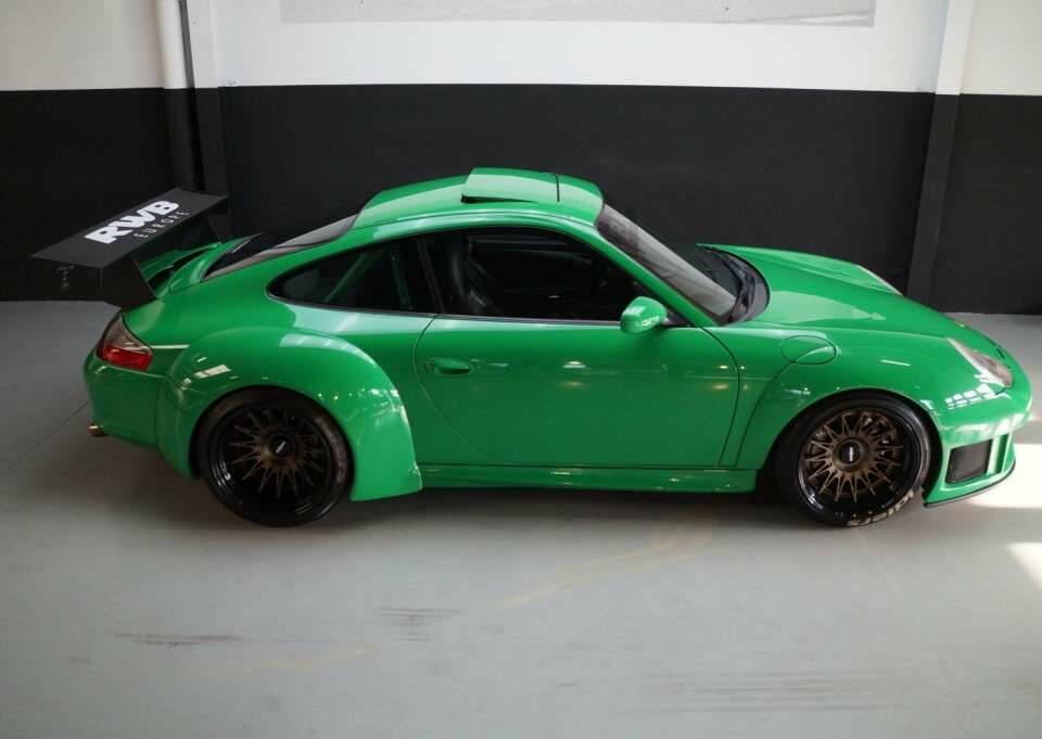 Bild 37/50 von Porsche 911 Carrera 4 RWB (1999)