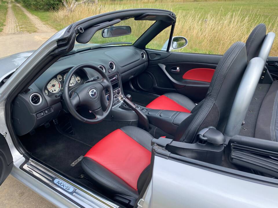 Afbeelding 13/63 van Mazda MX-5 1.6 (2004)