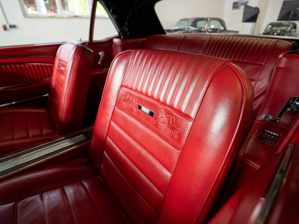 Image 15/35 of Ford Mustang 289 (1965)
