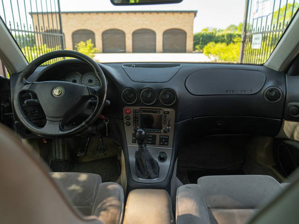Image 32/47 of Alfa Romeo 166 2.5i V6 24V (2000)
