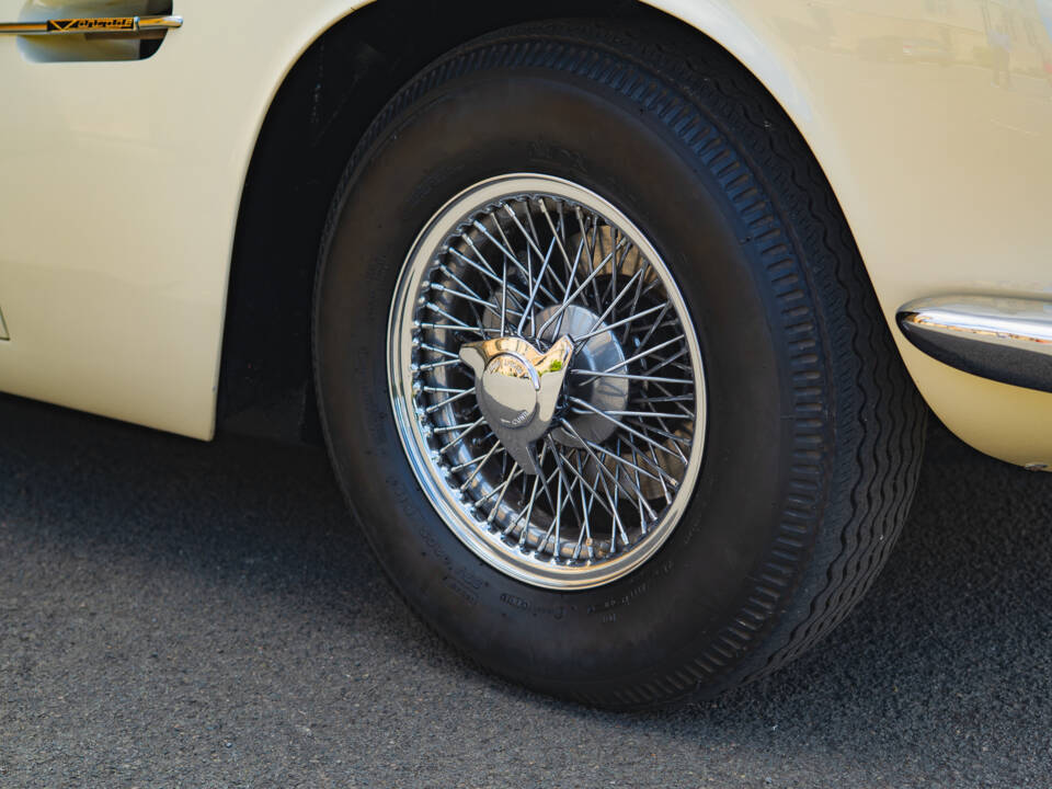 Bild 12/62 von Aston Martin DB 6 Mk II Volante (1970)