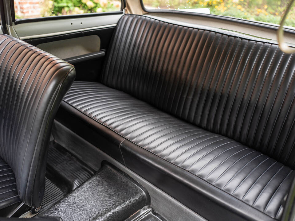 Bild 78/118 von BMW 700 LS Luxus (1965)