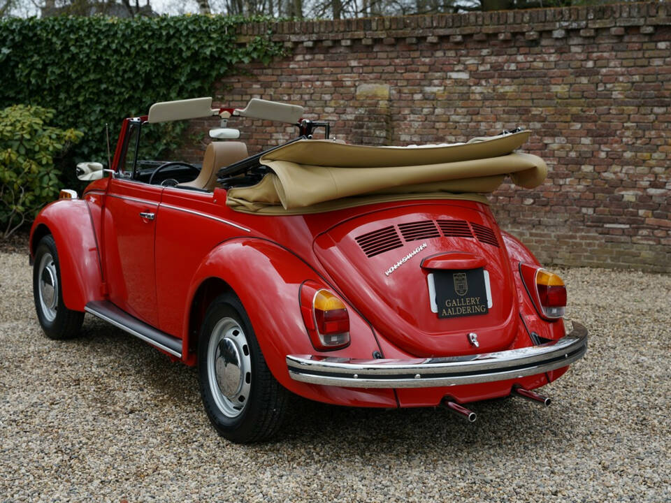 Image 36/50 de Volkswagen Super Beetle (1971)