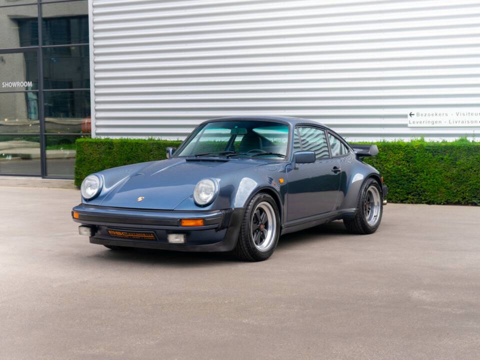 Image 4/15 de Porsche 911 Turbo 3.3 (1982)