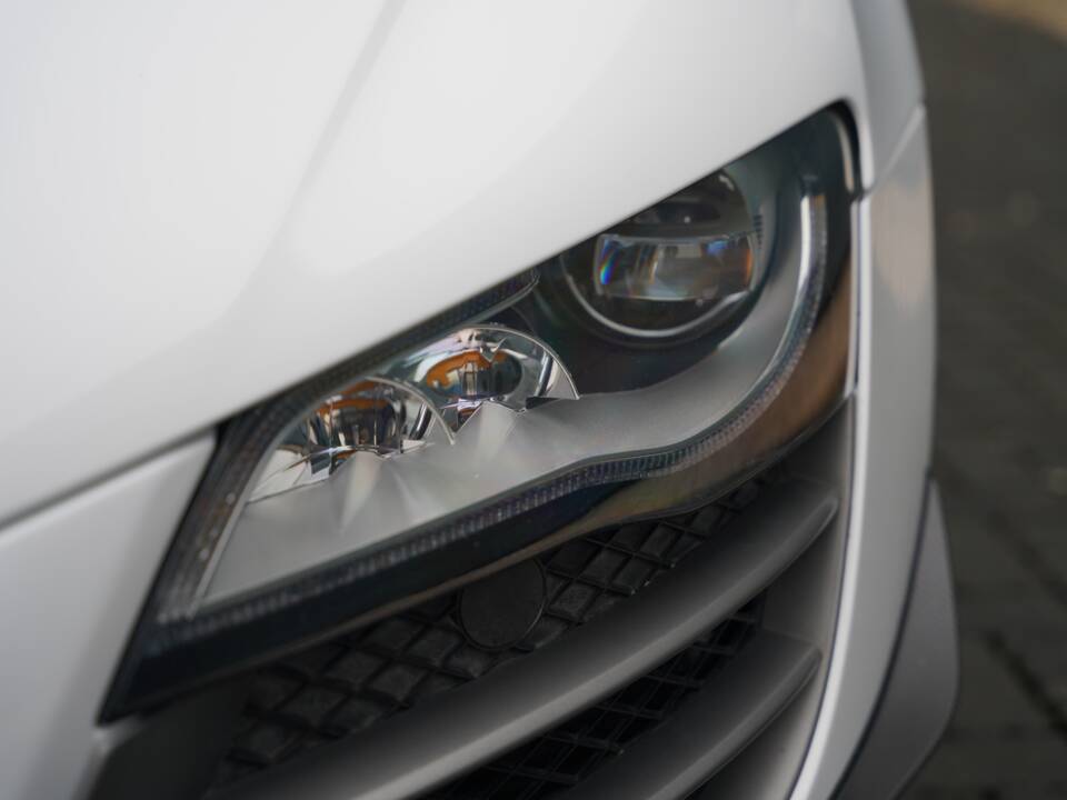 Bild 34/50 von Audi R8 GT (2011)