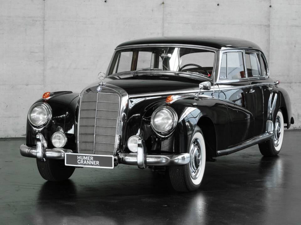 Image 9/50 de Mercedes-Benz 300 c (1956)