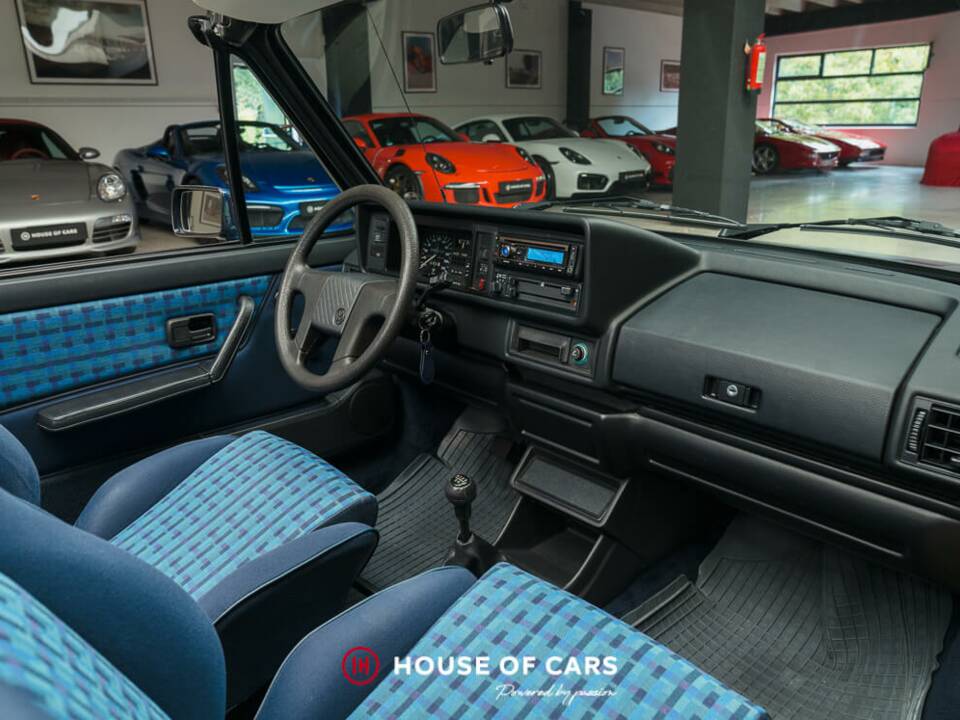 Bild 17/24 von Volkswagen Golf I Cabrio GLi 1.8 (1992)