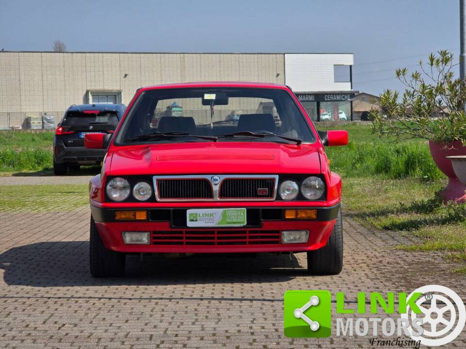 Bild 8/10 von Lancia Delta HF Turbo (1990)