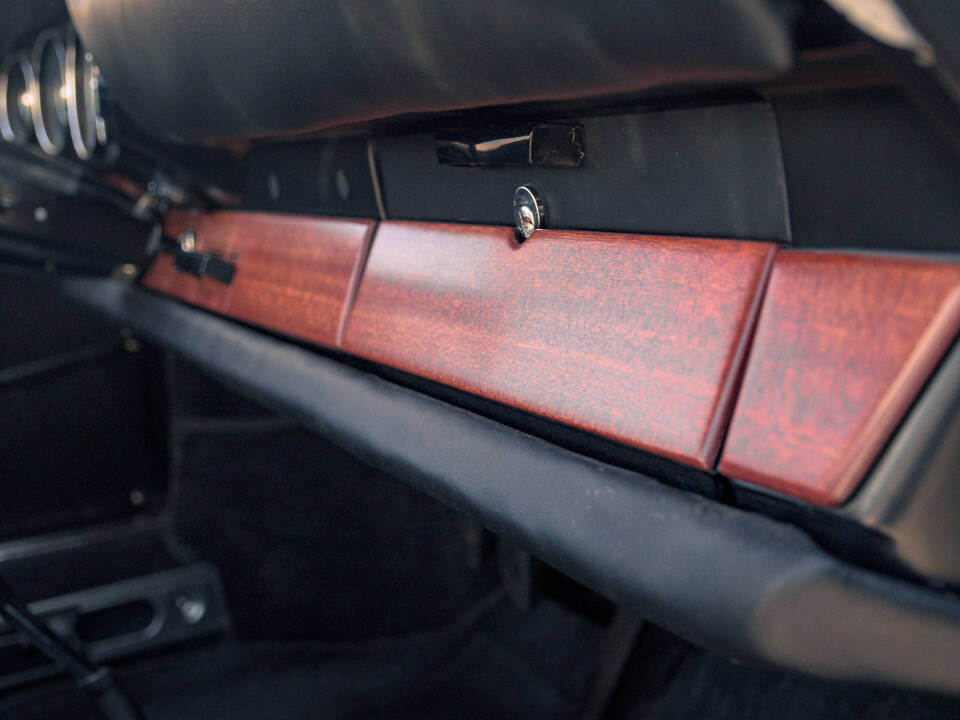 Image 30/49 of Porsche 911 2.0 (1964)