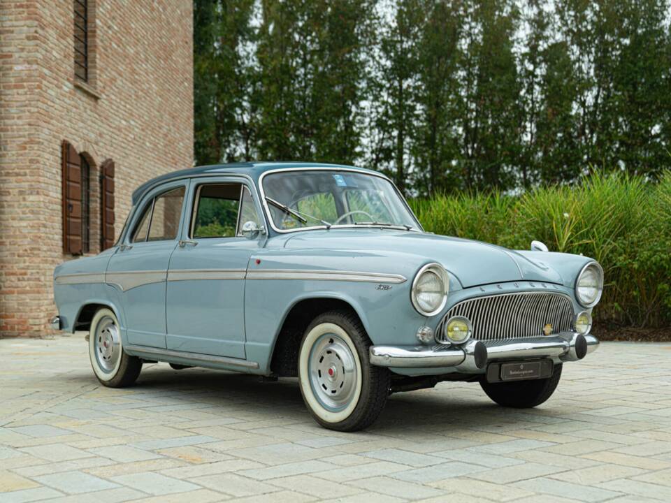 Afbeelding 2/50 van SIMCA Aronde P 60 Monthléry Spéciale (1960)