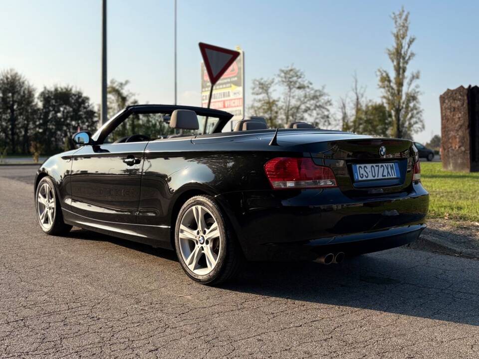 Bild 5/13 von BMW 125i (2009)