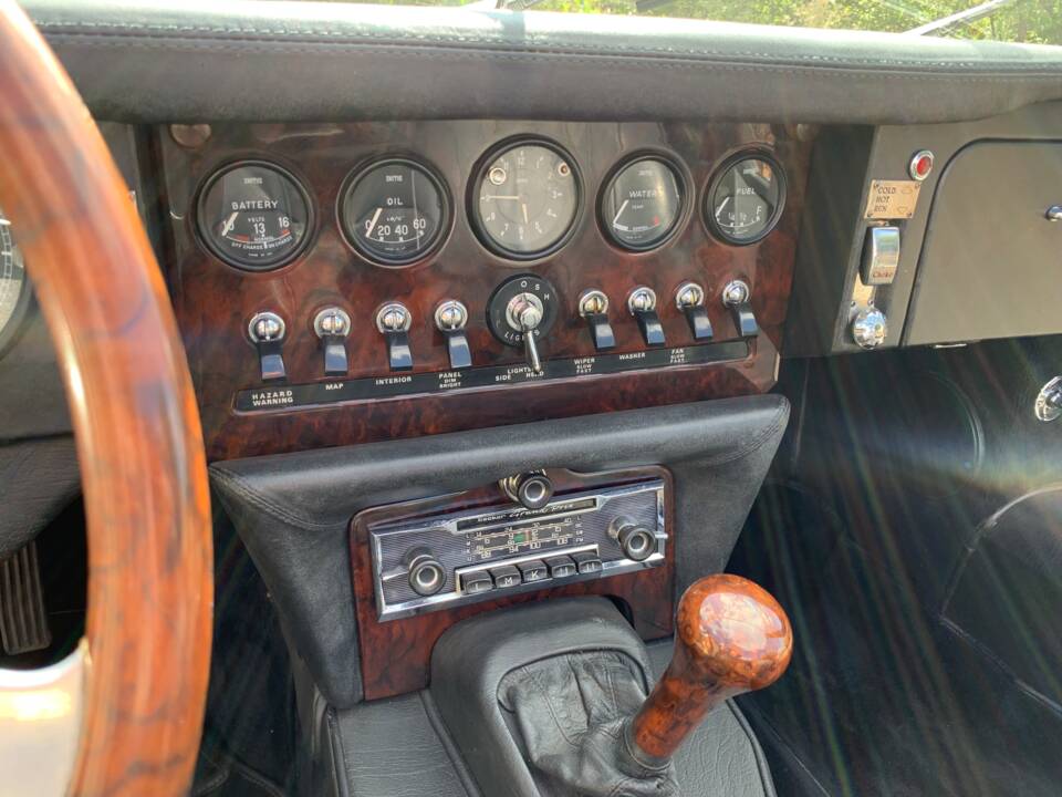 Imagen 7/10 de Jaguar E-Type (1968)