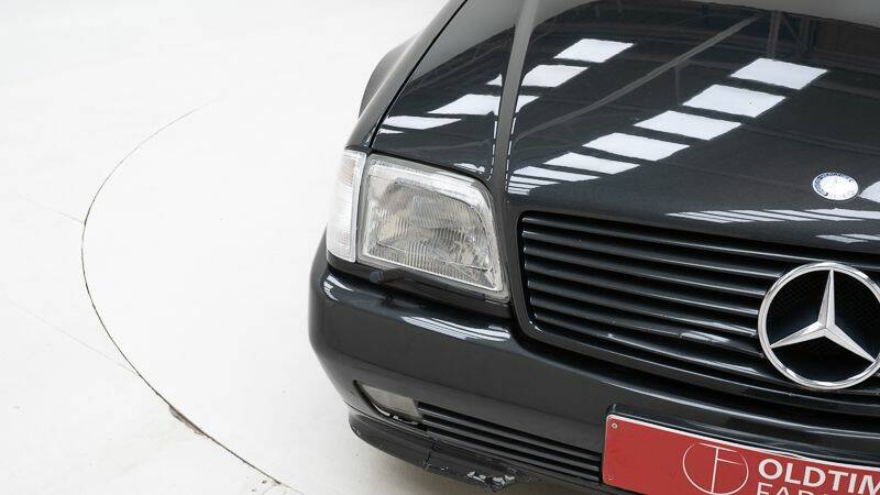 Image 9/15 of Mercedes-Benz 500 SL (1992)