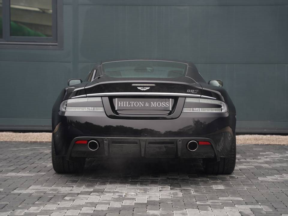 Image 8/50 de Aston Martin DBS (2008)