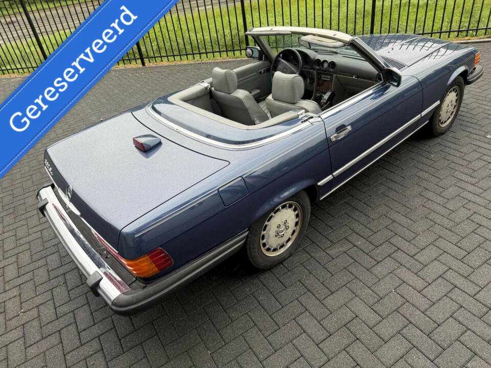 Image 9/46 of Mercedes-Benz 560 SL (1986)