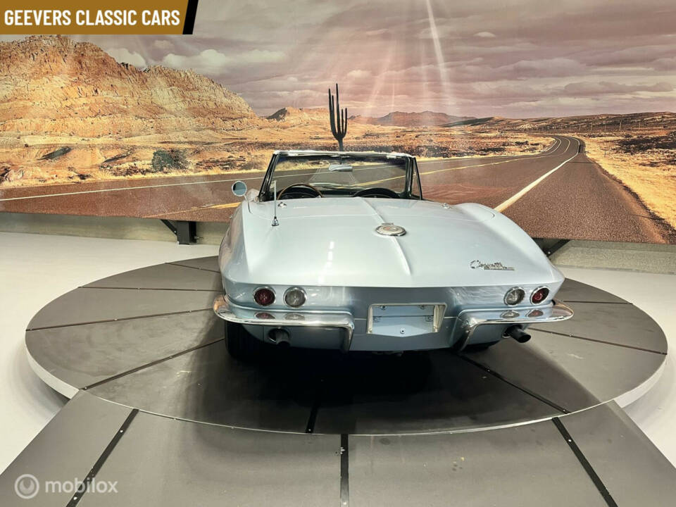 Afbeelding 4/33 van Chevrolet Corvette Sting Ray Convertible (1966)