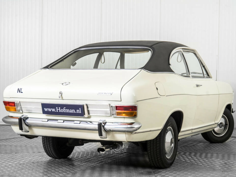 Image 45/50 of Opel Olympia 1700 S (1968)