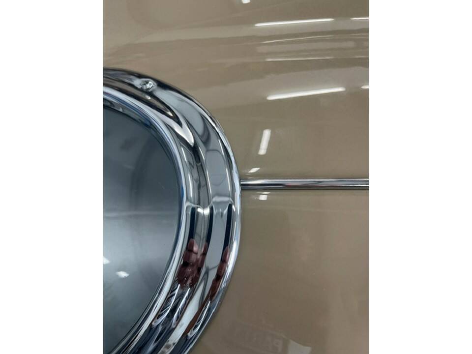 Bild 40/102 von Jaguar E-Type 4.2 (1966)