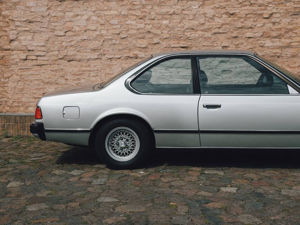 Bild 13/106 von BMW 633 CSi (1976)