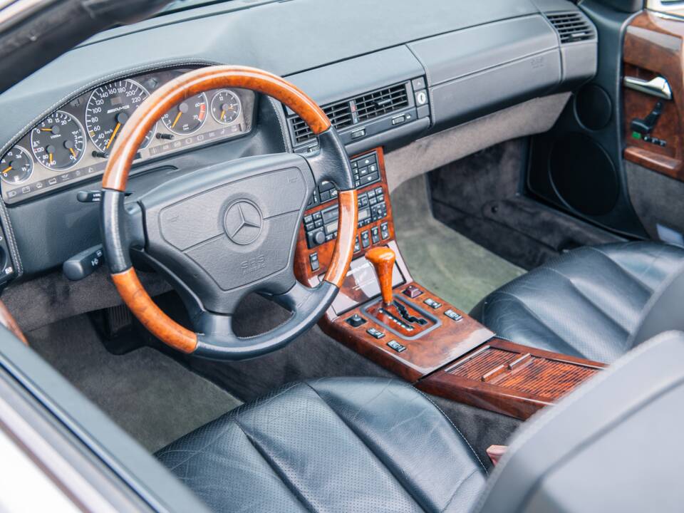 Bild 28/38 von Mercedes-Benz SL 600 6.0 AMG (1994)