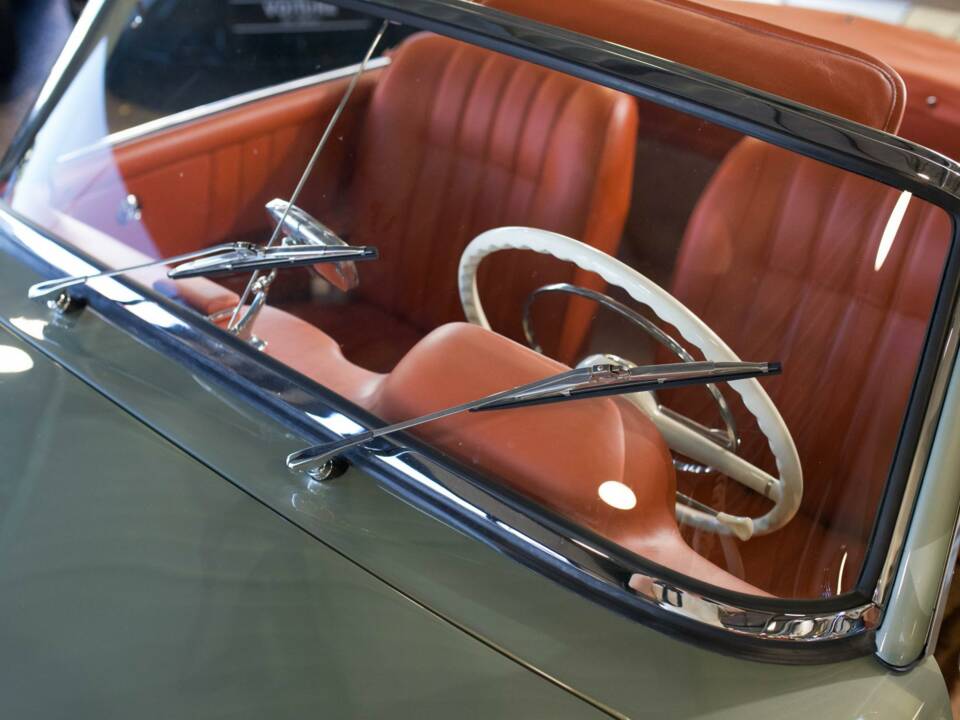 Image 19/28 of Mercedes-Benz 190 SL (1960)
