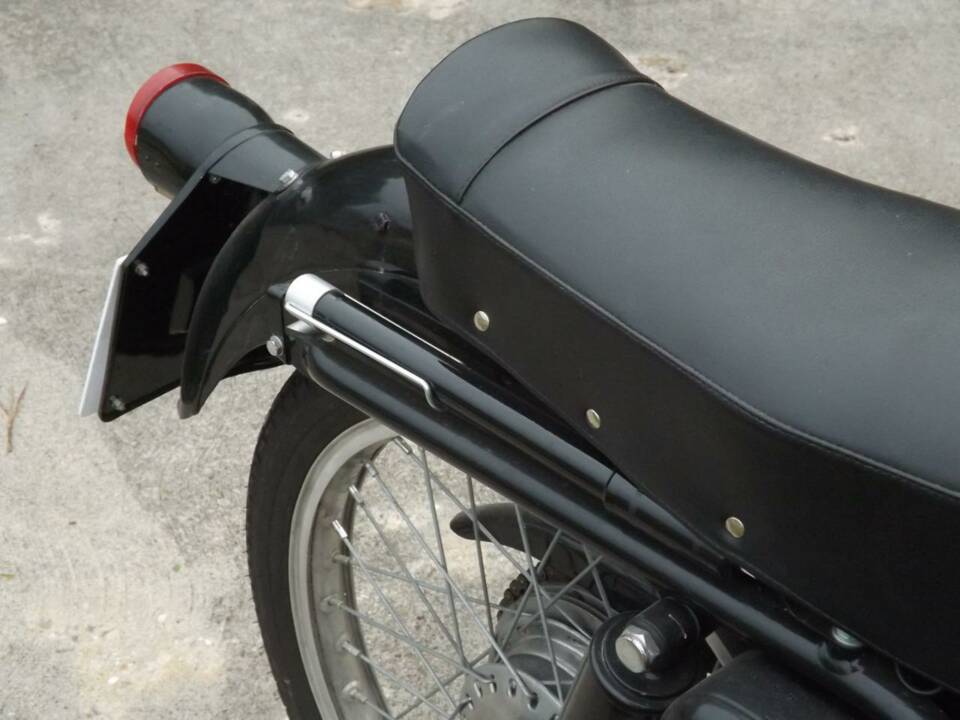 Imagen 17/50 de Gilera 150 Sport (1955)