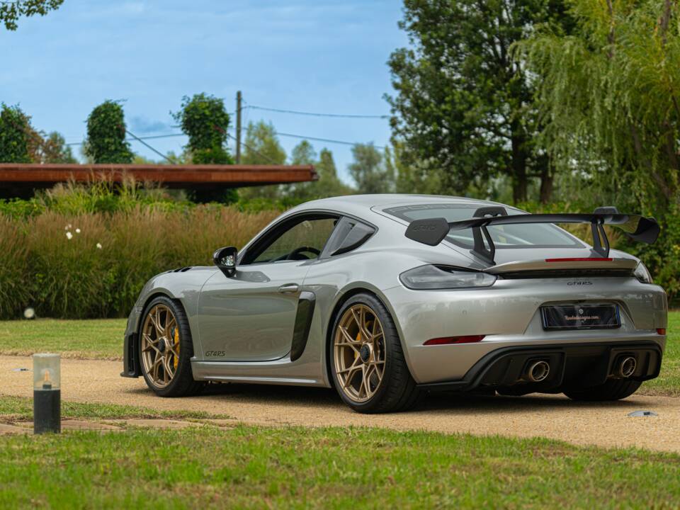 Image 3/100 of Porsche 718 Cayman GT4 RS Weissach (2024)