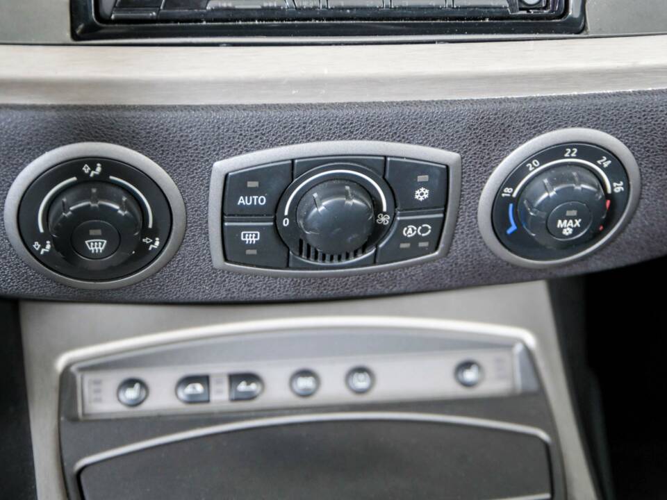 Bild 25/50 von BMW Z4 2.5i (2004)