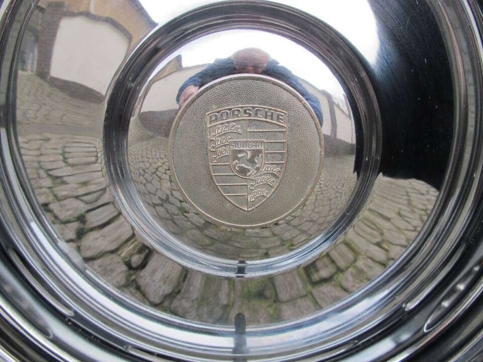 Image 30/100 of Porsche 356 B 1600 Super (1961)