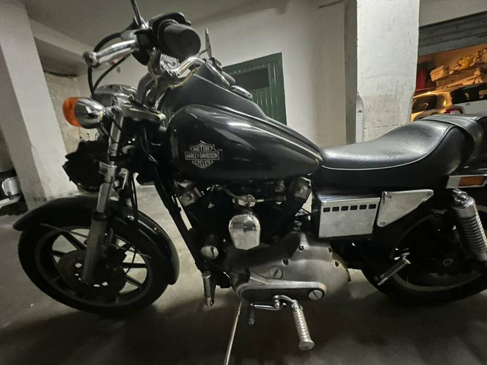 Imagen 1/10 de Harley-Davidson DUMMY (1986)