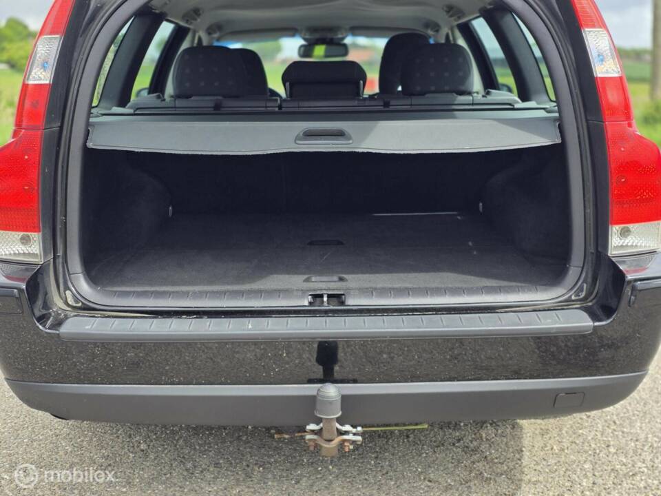 Immagine 26/40 di Volvo V 70 2.4 (2006)