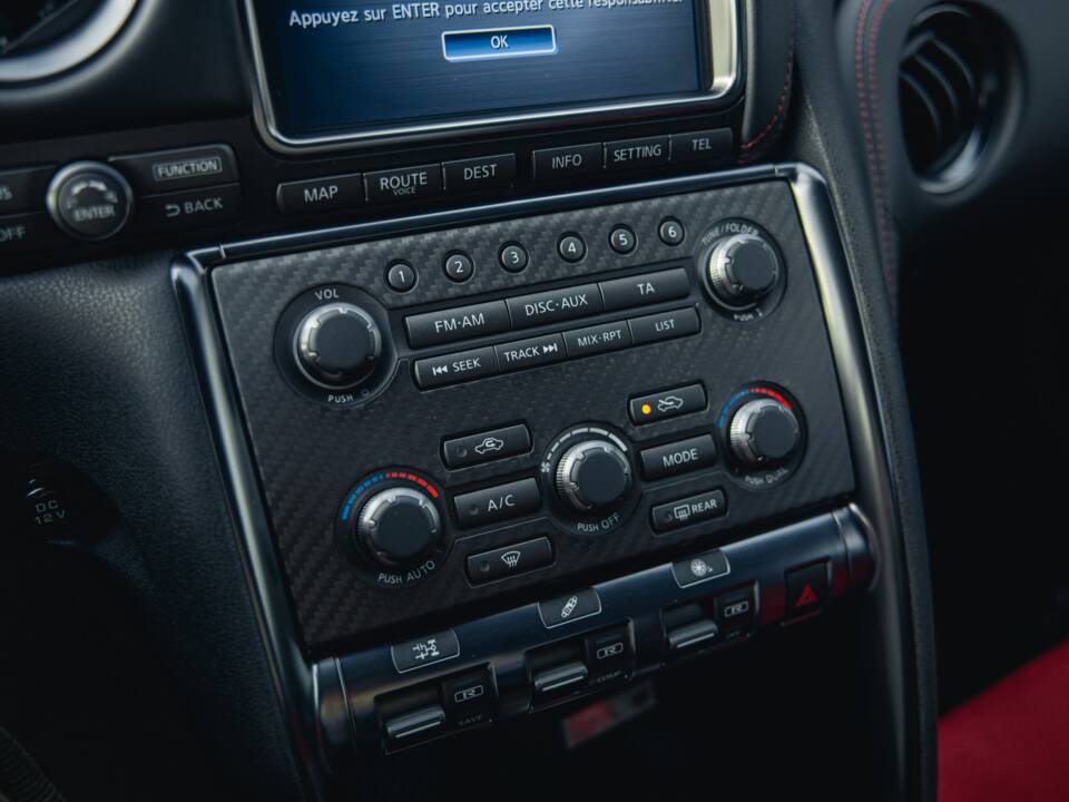 Image 45/76 de Nissan GT-R Nismo (2015)