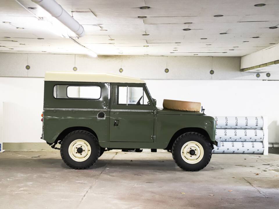 Bild 76/96 von Land Rover 88 (1961)
