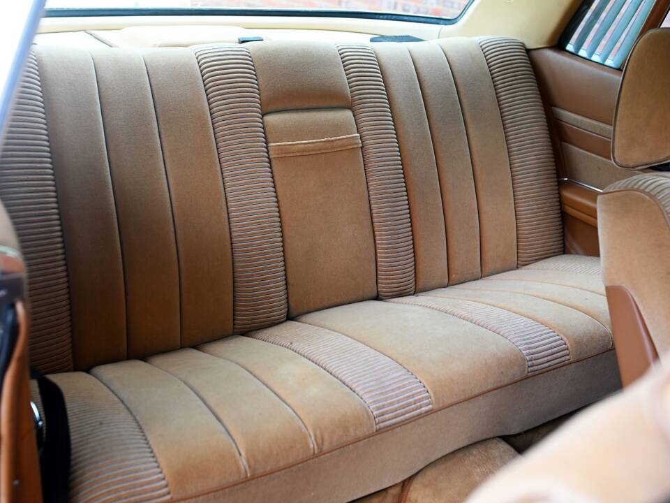 Bild 8/16 von Mercedes-Benz 450 SLC (1978)