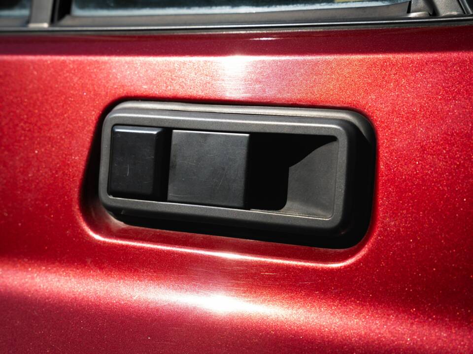Image 59/63 of Lancia Delta HF Integrale Evoluzione II (1994)