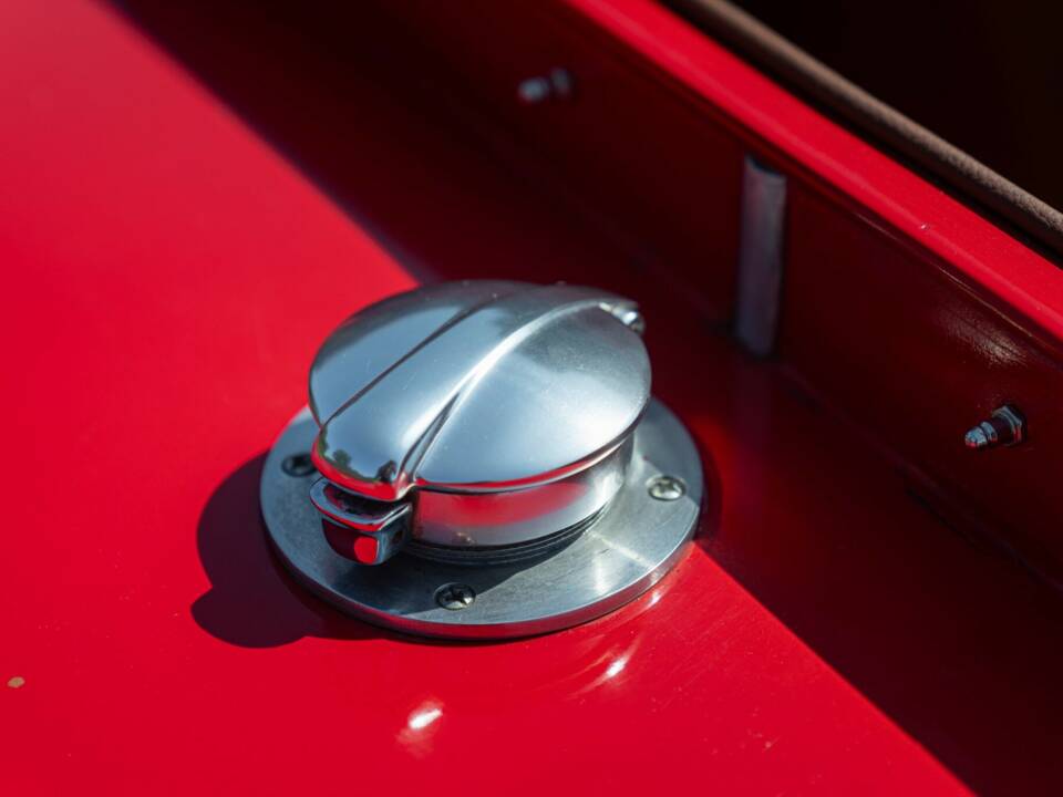 Immagine 42/50 di Burlington Arrow (1963)