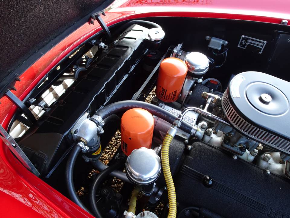Image 11/50 of Ferrari 275 GTB (1965)