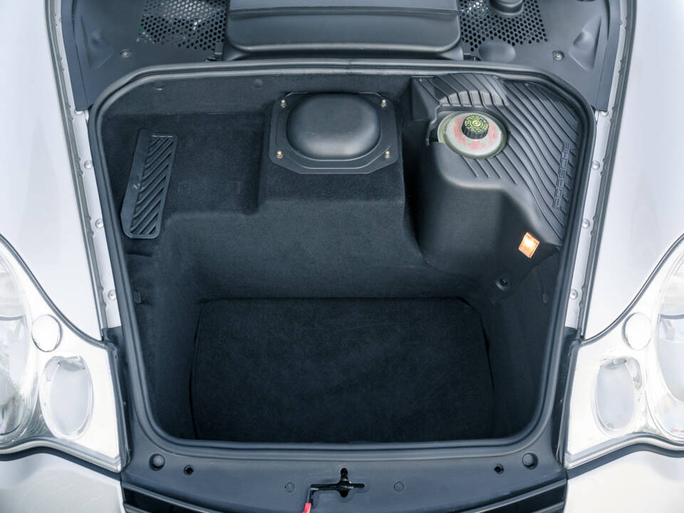 Image 49/51 of Porsche 911 GT2 (2001)