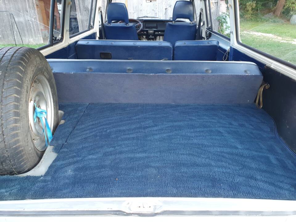 Afbeelding 34/46 van Volkswagen T2b Kombi (1979)