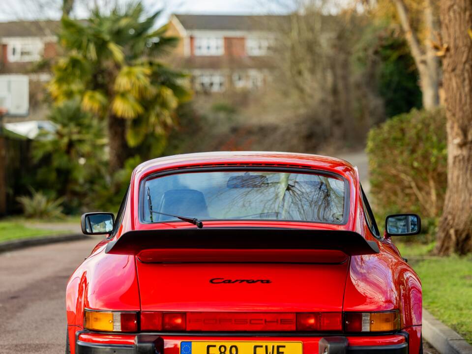 Bild 32/50 von Porsche 911 Carrera 3.2 (1989)