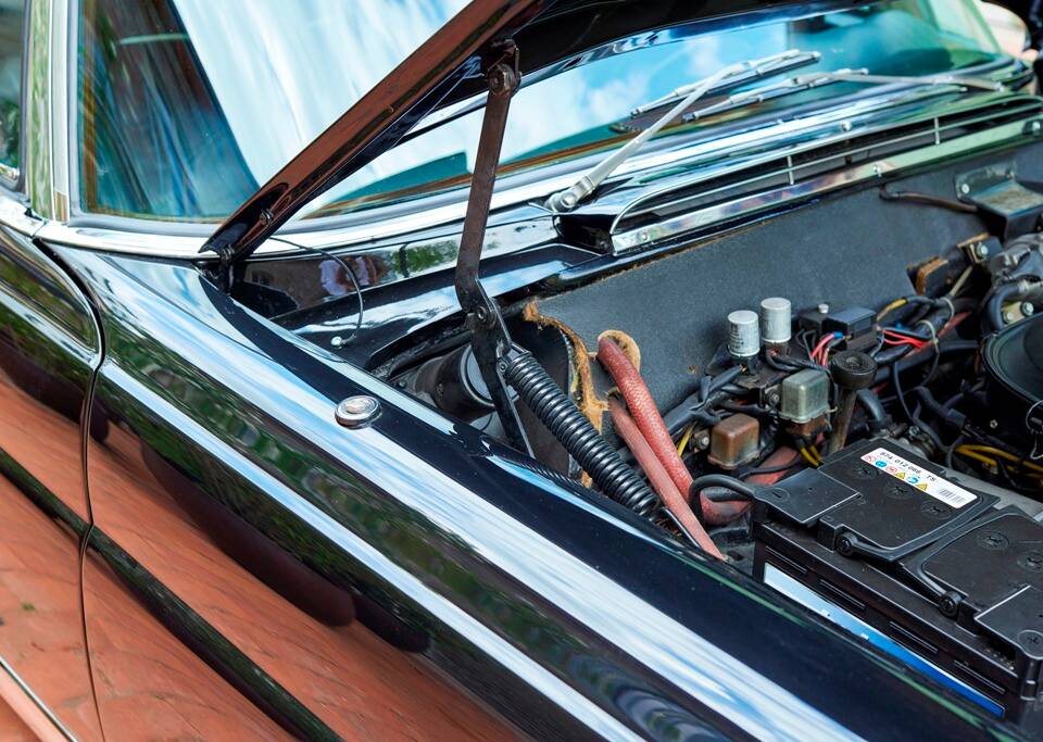 Image 116/188 of Mercedes-Benz 280 SE 3,5 (1971)