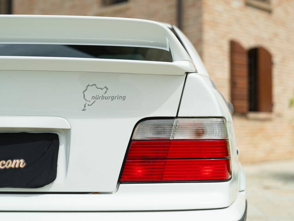 Bild 13/50 von BMW 318is "Class II" (1994)