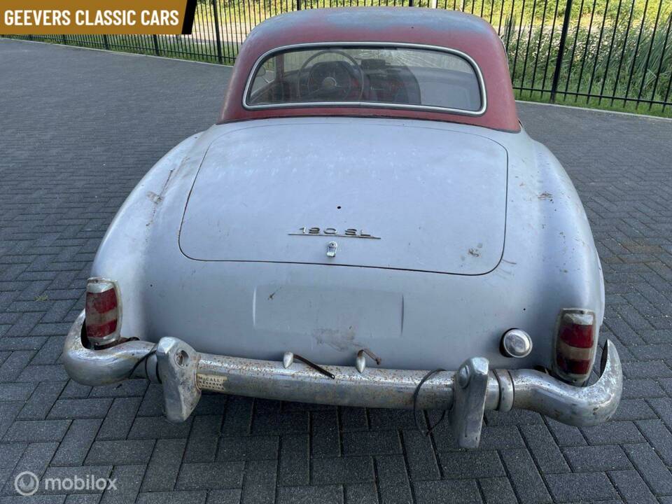 Image 6/8 de Mercedes-Benz 190 SL (1959)