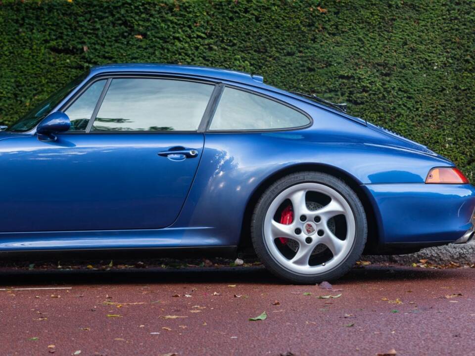 Immagine 12/41 di Porsche 911 Carrera S (1997)