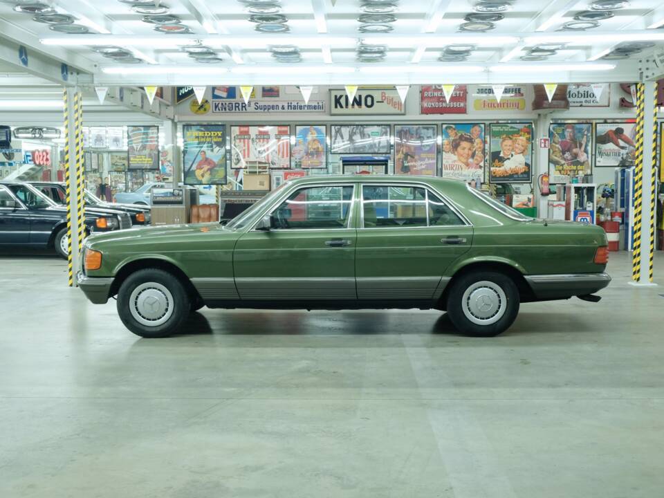 Bild 50/50 von Mercedes-Benz 500 SE (1982)